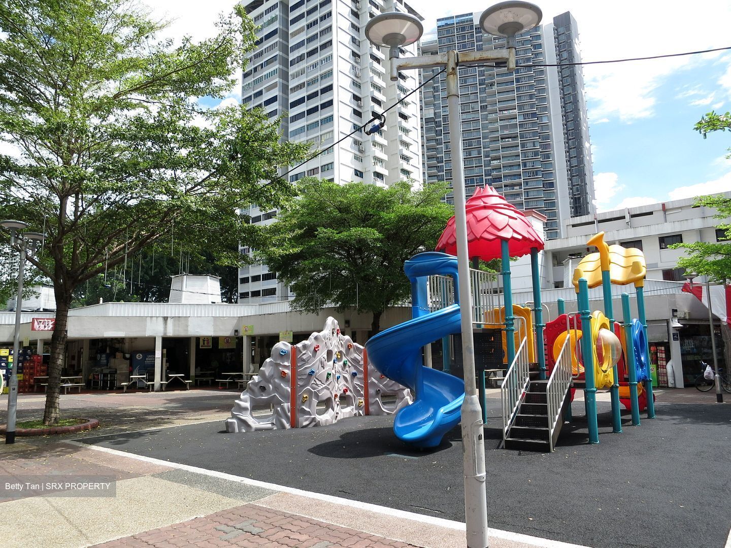 Ang Mo Kio Avenue 8 (D20), Shop House #529677721